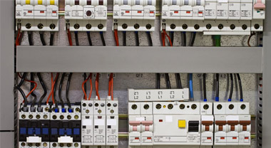 Common faults and repair guides of circuit breakers